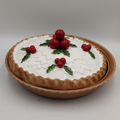 Vintage pie keeper - vintage, dish